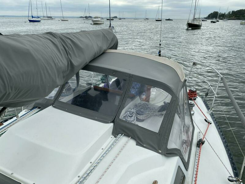 QUALITY TIME 33ft C amp C Yacht For Sale