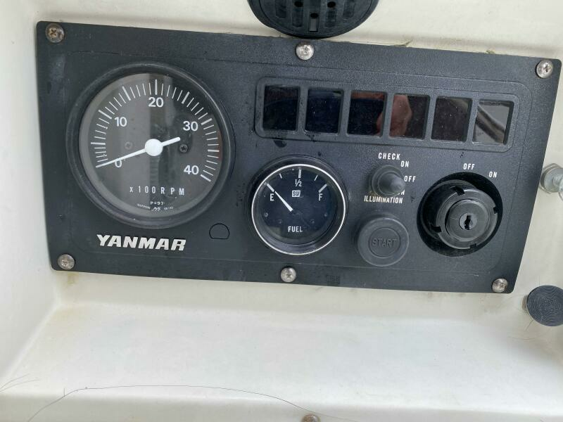 QUALITY TIME 33ft C amp C Yacht For Sale