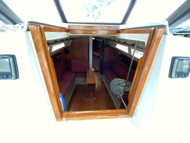 QUALITY TIME 33ft C amp C Yacht For Sale
