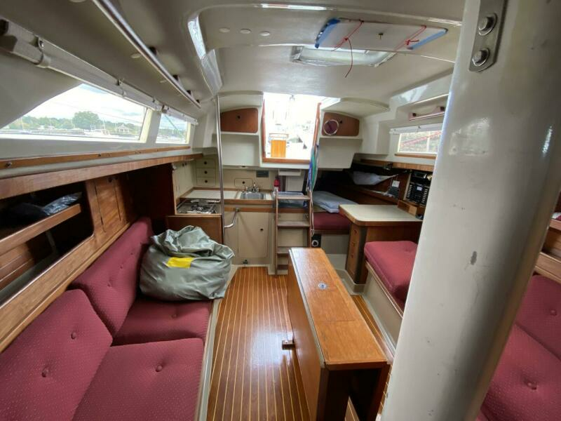 QUALITY TIME 33ft C amp C Yacht For Sale