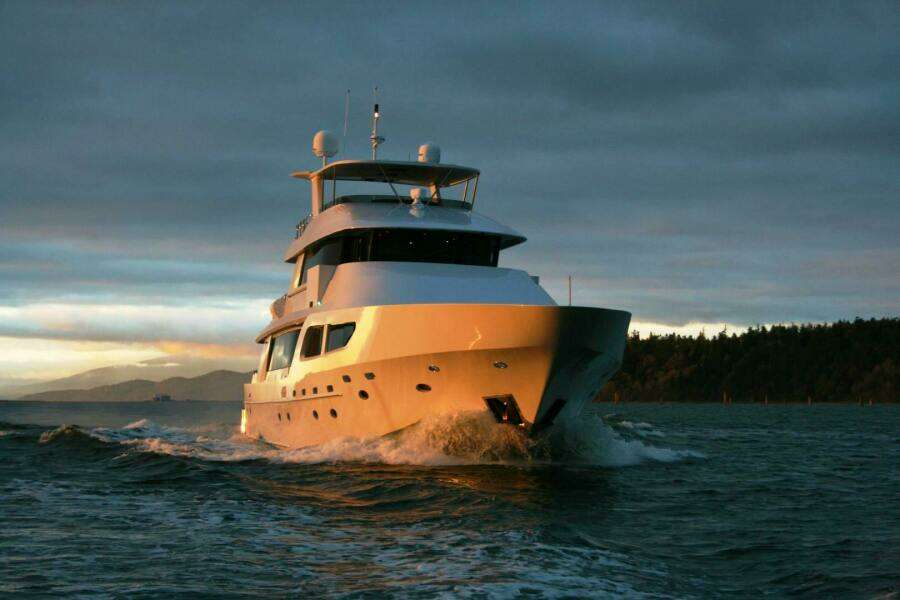 1992 Crescent Custom Yachts Custom