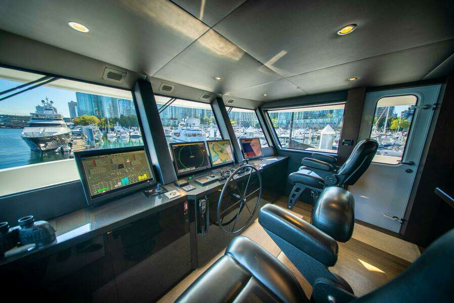 ENCORE 120ft Crescent Custom Yachts Yacht For Sale