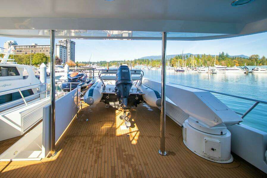 ENCORE 120ft Crescent Custom Yachts Yacht For Sale