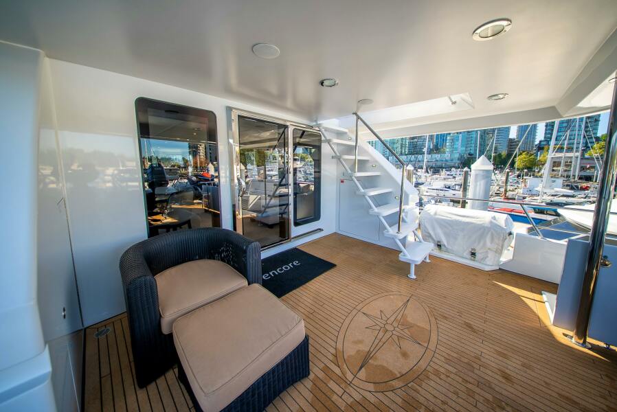 120' 1992 Crescent Custom Yachts Custom