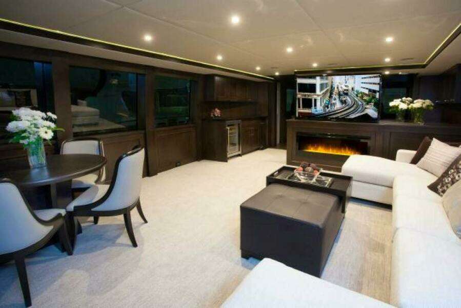 ENCORE 120ft Crescent Custom Yachts Yacht For Sale