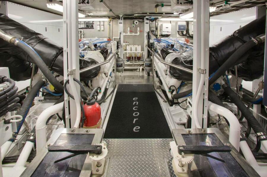 120' 1992 Crescent Custom Yachts Custom