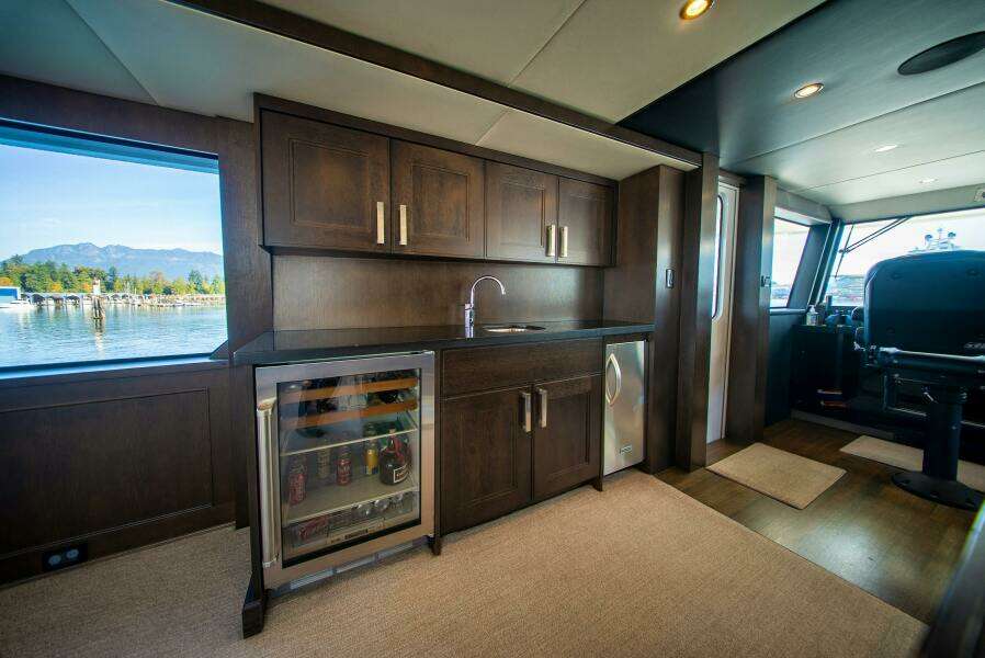 1992 Crescent Custom Yachts Custom