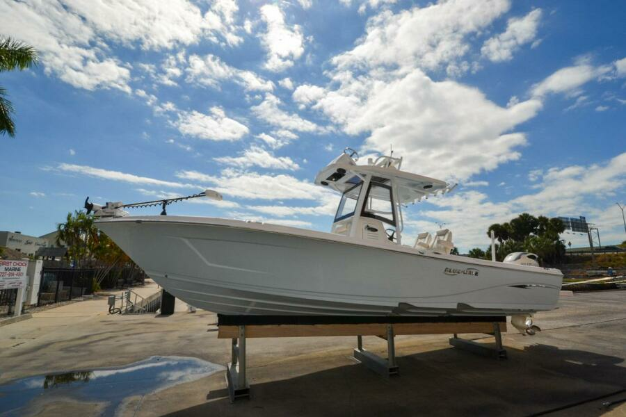 2021 Blue Wave 2800 Makaira