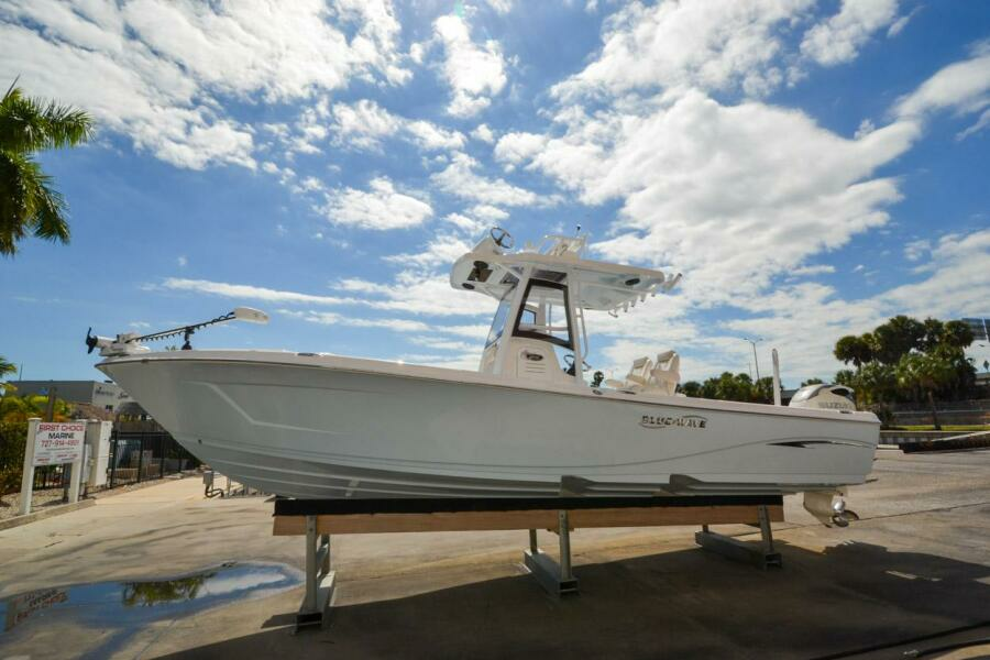 2021 Blue Wave 2800 Makira