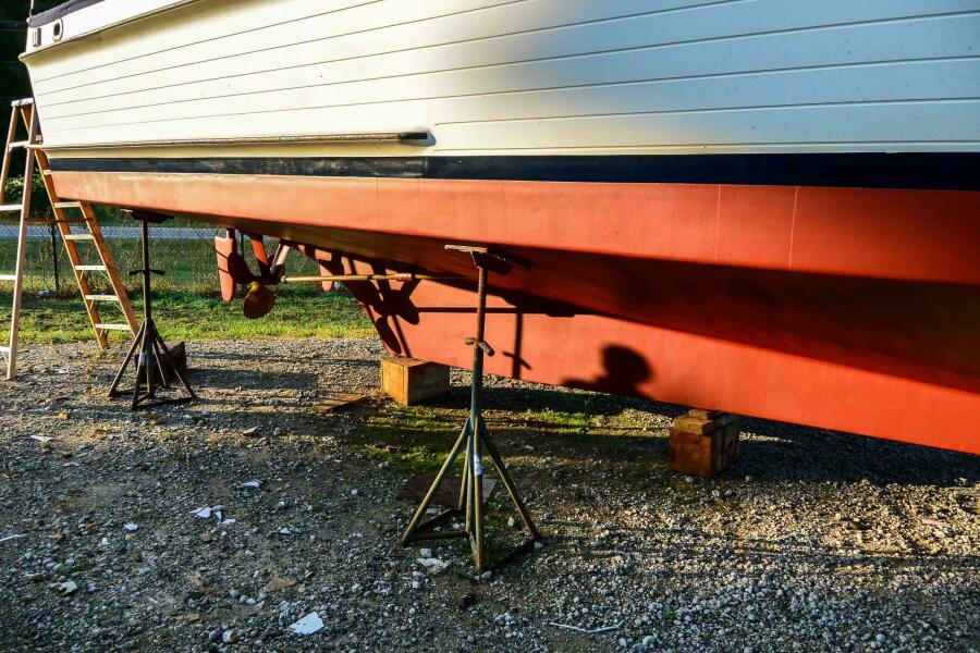 1985 Grand Banks