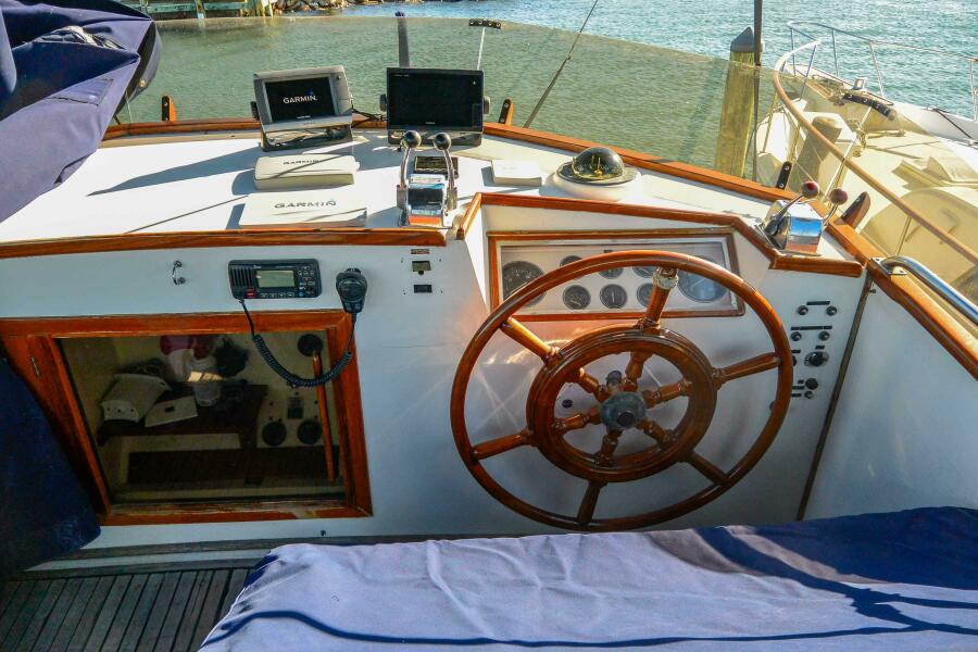 1985 Grand Banks