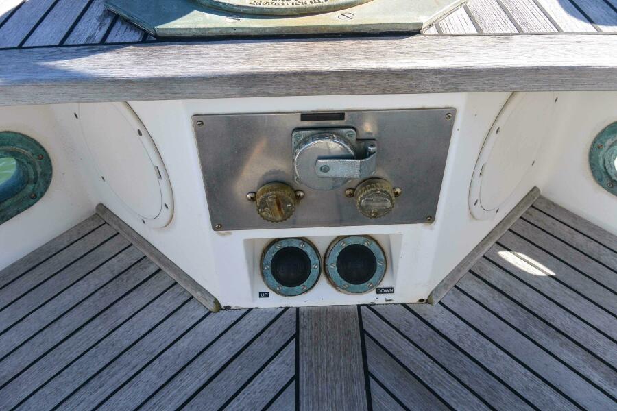 1985 Grand Banks