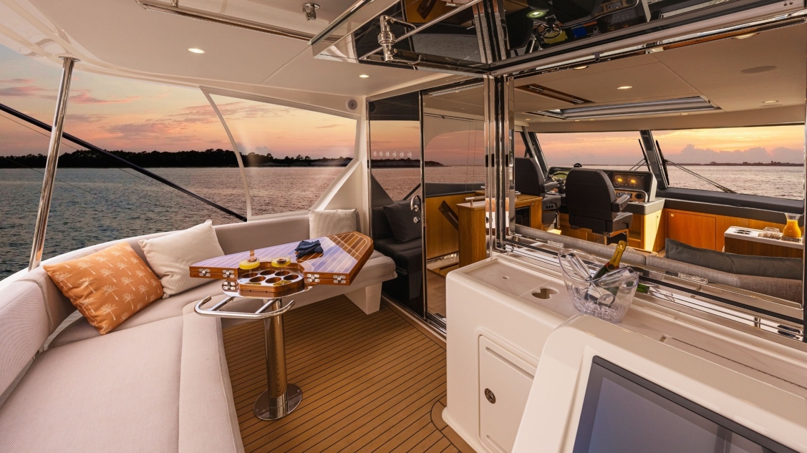 58ft Riviera Yacht For Sale