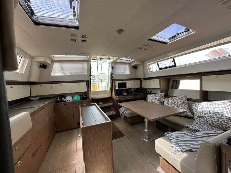 51' 2018 Beneteau Sense 51