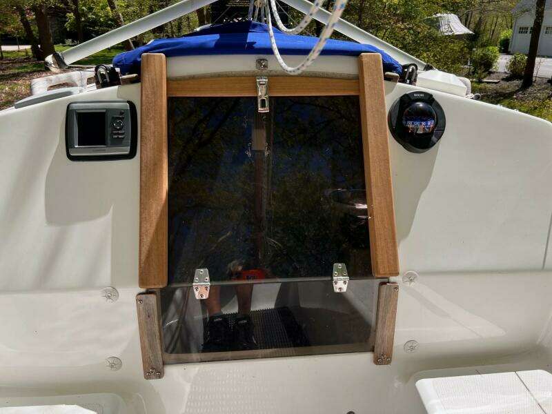 2014 West Wight Potter 19