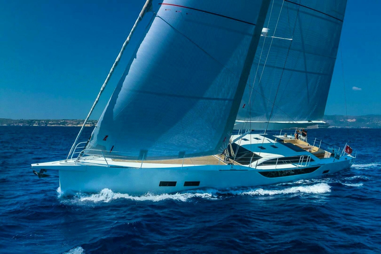 2014 Cyrus Yachts Custom