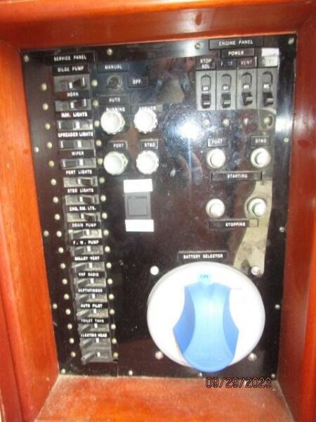 36' Grand Banks electrical panel1