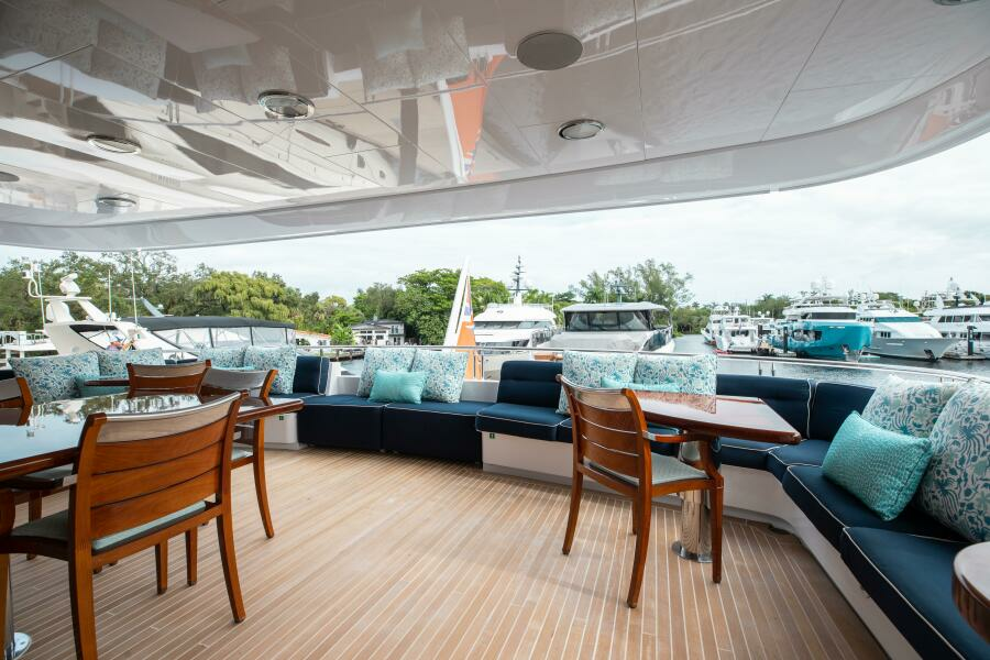150' Trinity 2002 BOUCHON Bridge Deck Aft_2