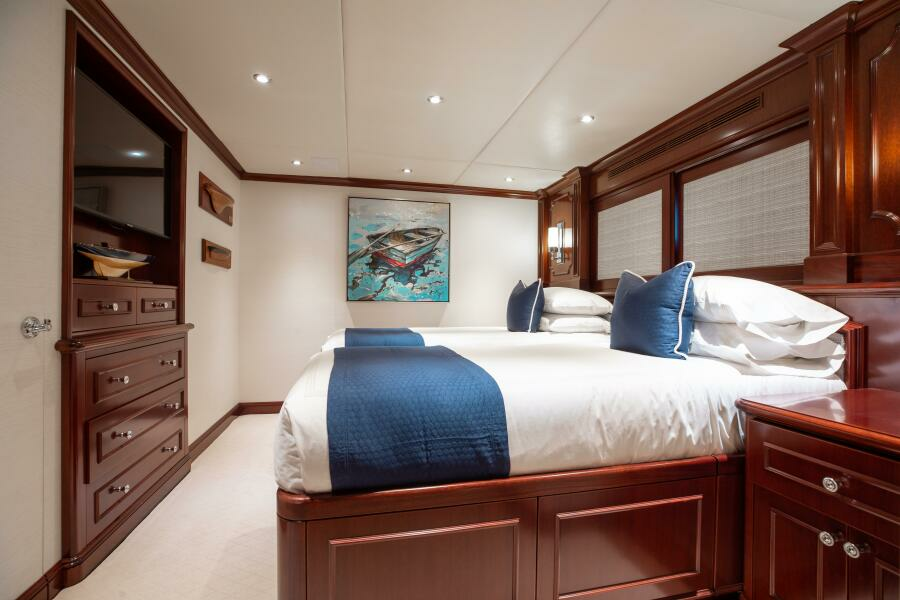 150' Trinity 2002 BOUCHON Twin Stateroom