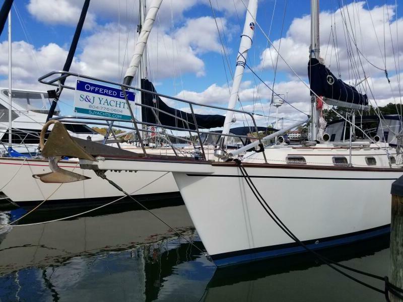 1988 Island Packet 38