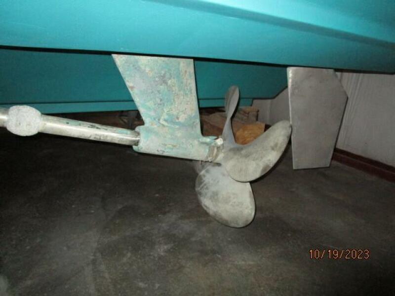 49' Grand Banks port running gear