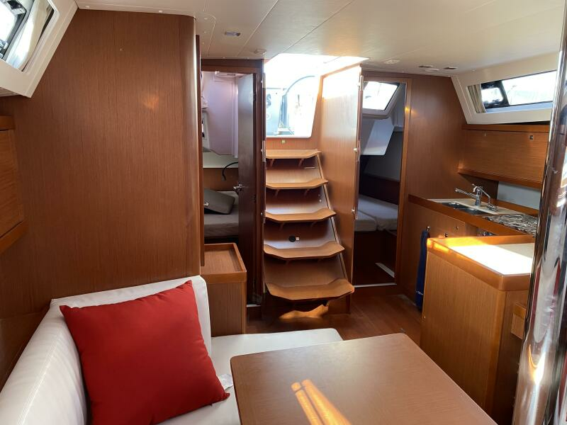 2014 Beneteau Oceanis 41