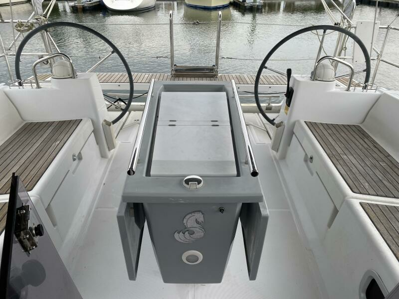 2014 Beneteau Oceanis 41