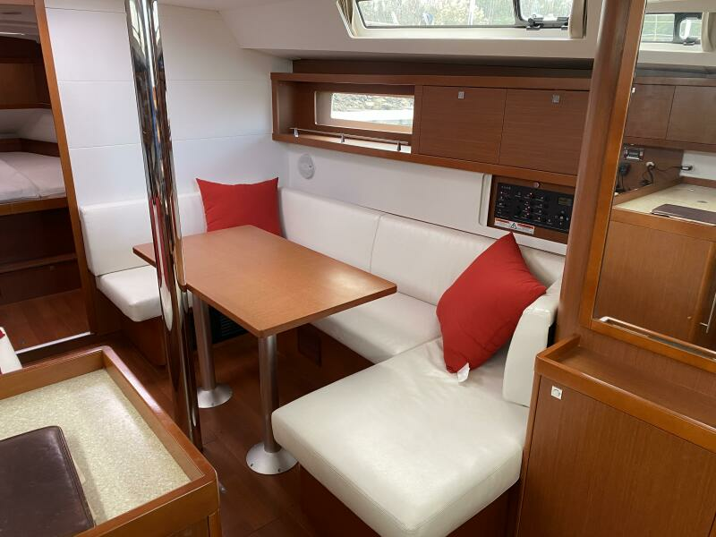 2014 Beneteau Oceanis 41