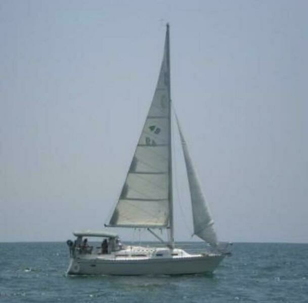 30ft Pearson Yacht For Sale