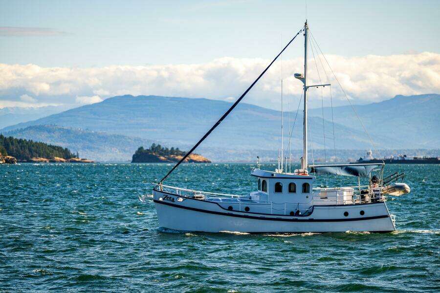 ZETA 46ft Diesel Duck Yacht For Sale ZETA 46ft Diesel Duck Yacht For Sale