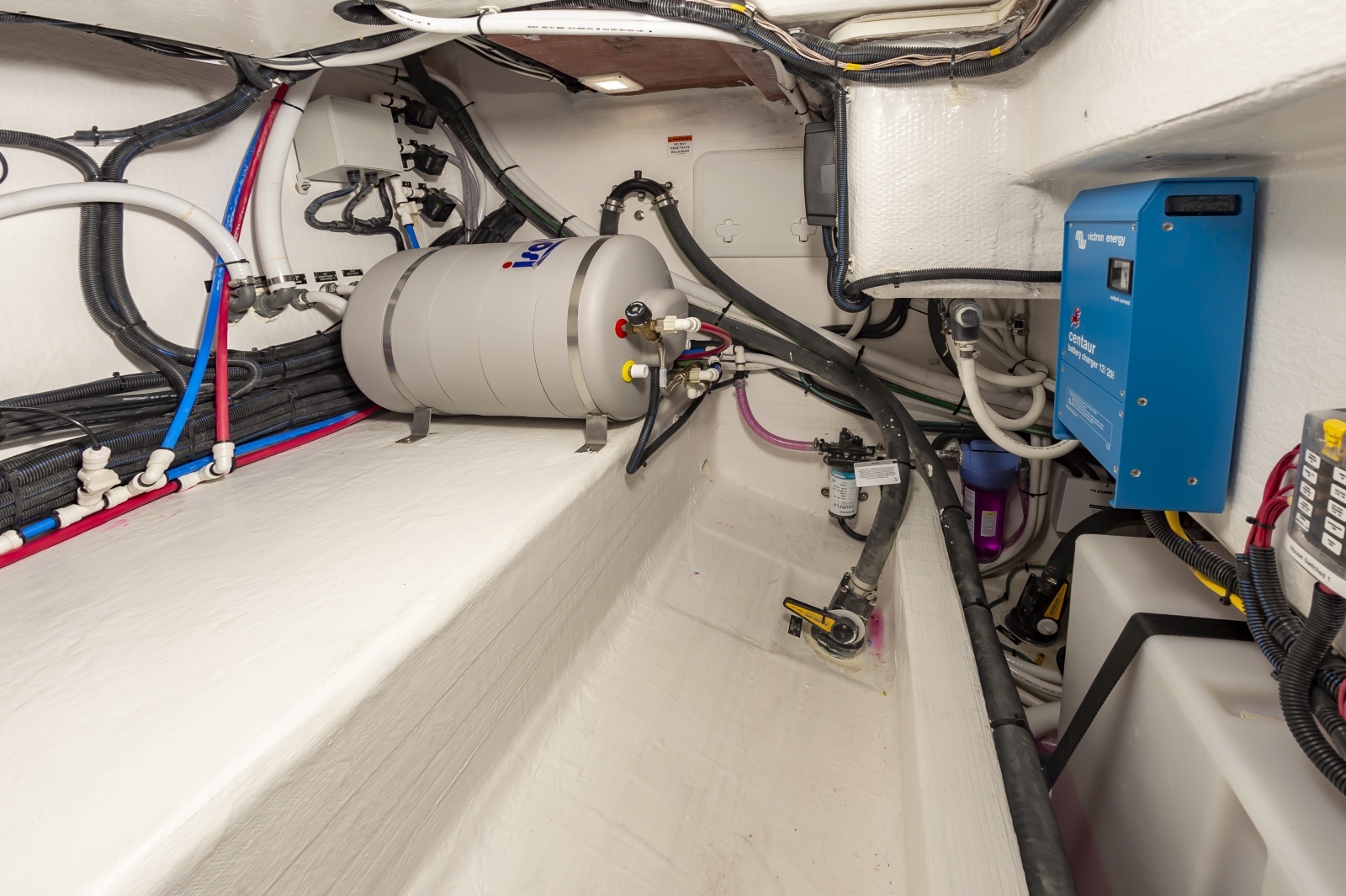 39BackCove3902025120