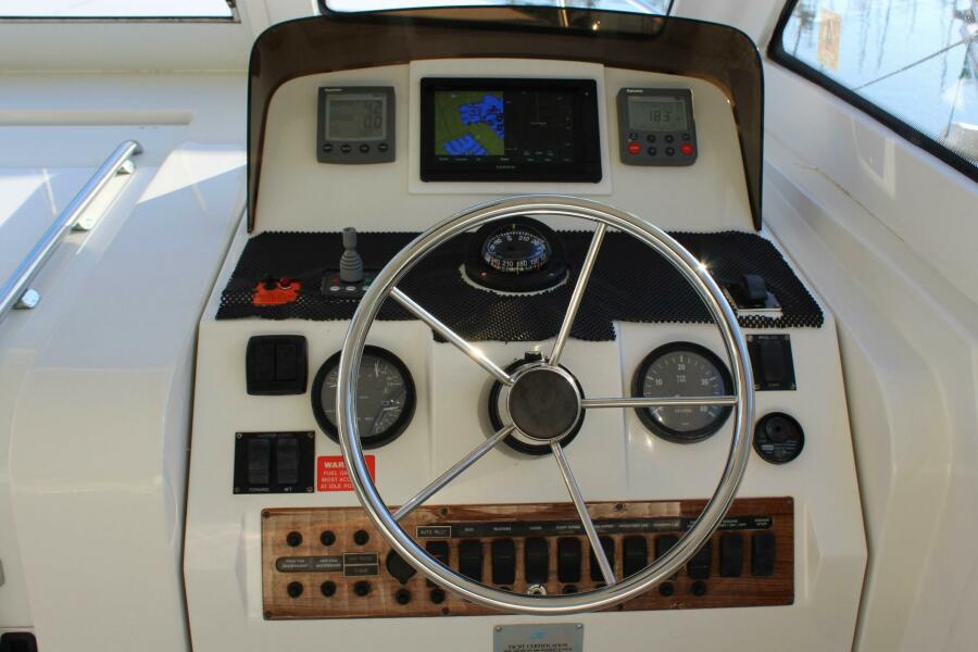 2001 Mainship 34 Hardtop Pilot
