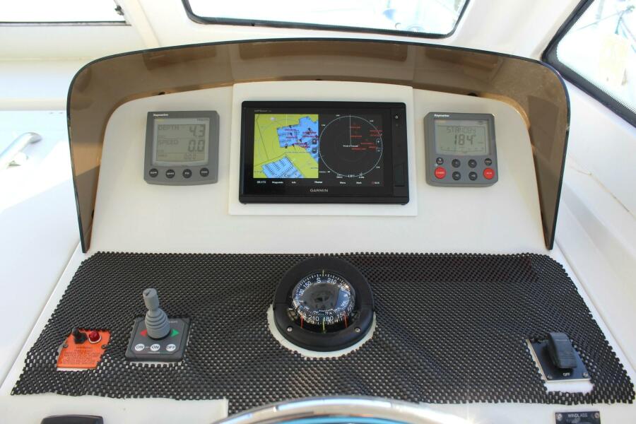 2001 Mainship 34 Hardtop Pilot