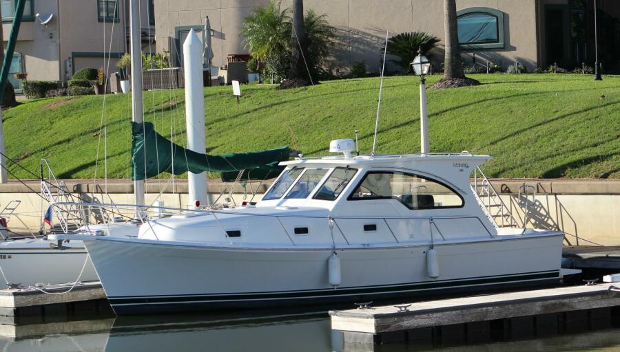2001 Mainship 34 Hardtop Pilot