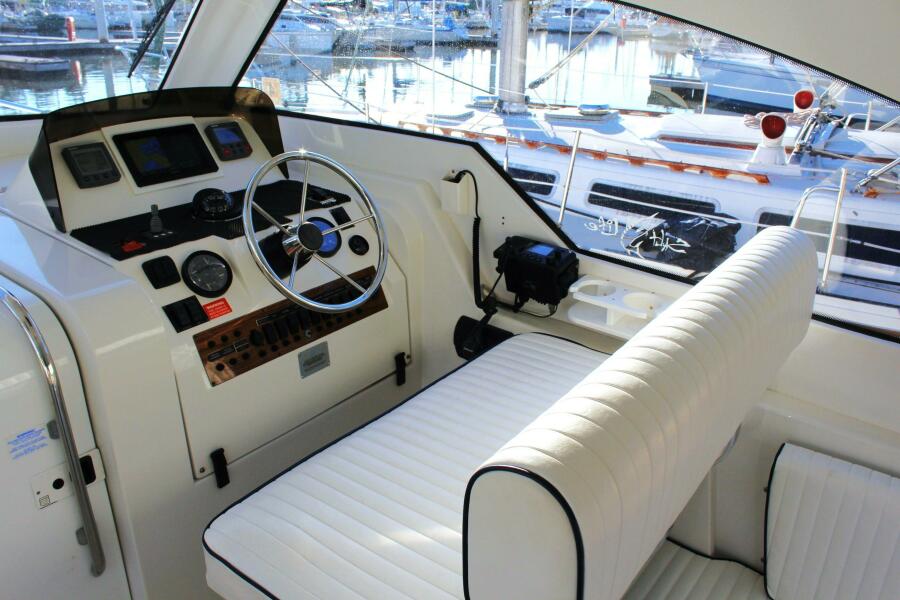 2001 Mainship 34 Hardtop Pilot