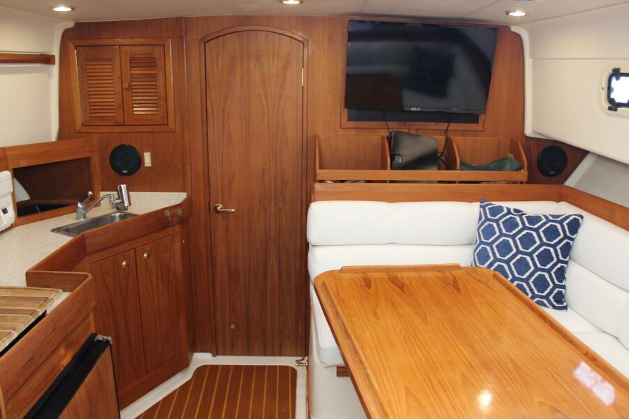 2001 Mainship 34 Hardtop Pilot