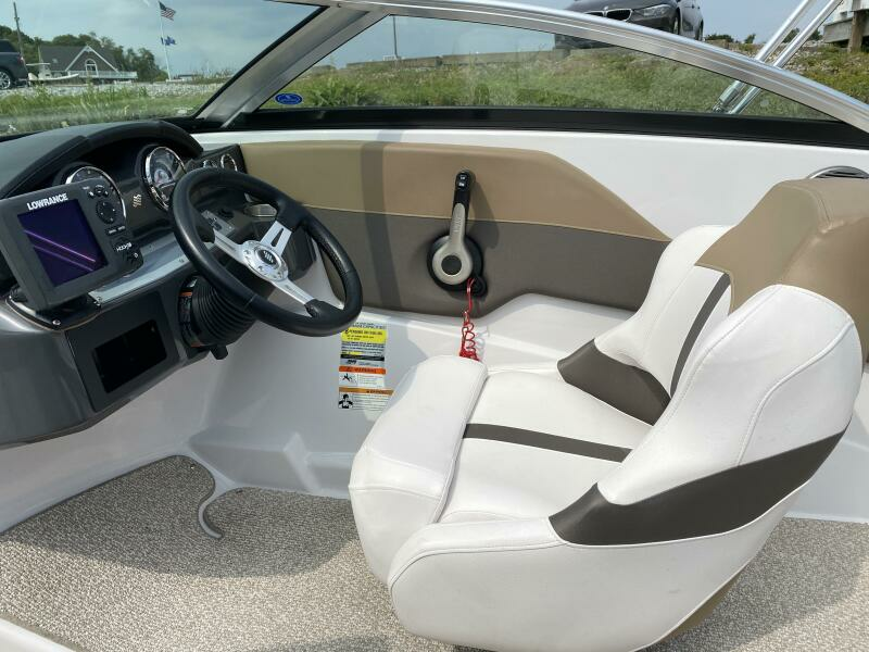 2016 Four Winns H180 Horizon