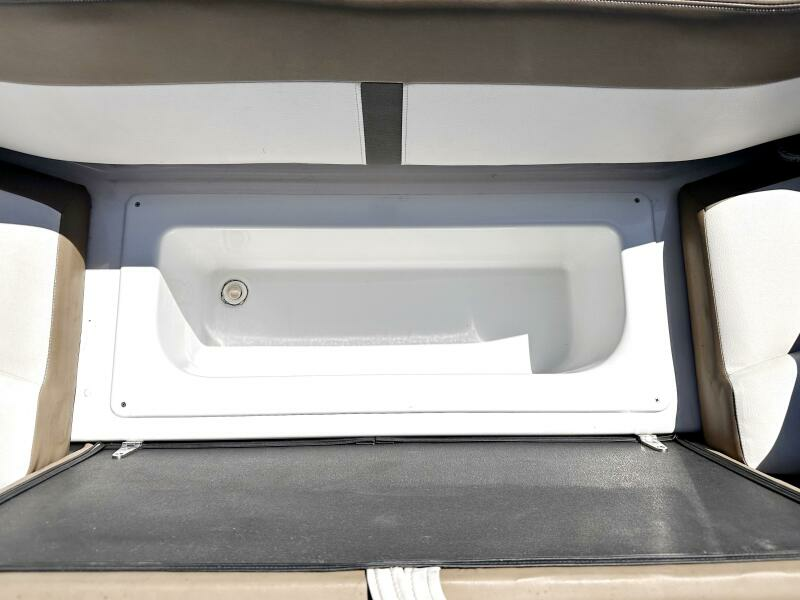 2016 Four Winns H180 Horizon