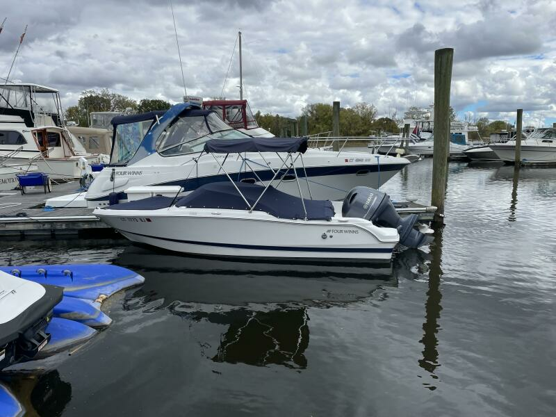 2016 Four Winns H180 Horizon