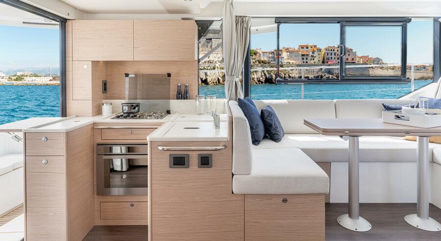 2027 Beneteau Swift Trawler Fly