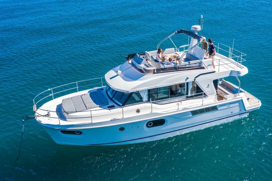 2027 Beneteau Swift Trawler Fly