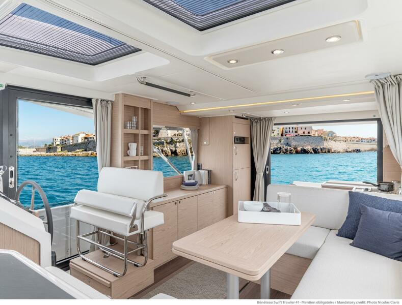 2027 Beneteau Swift Trawler Fly