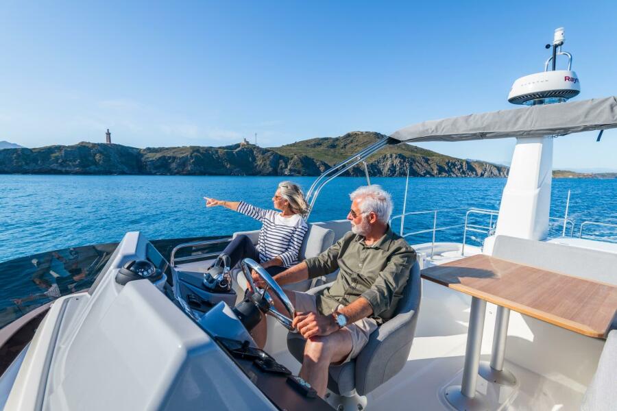 2027 Beneteau Swift Trawler Fly