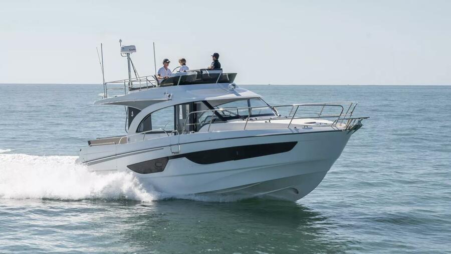 2027 Beneteau Antares 11 Fly