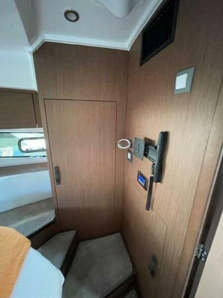 2027 Beneteau Antares 11 Fly