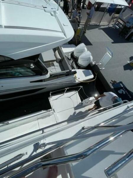 2027 Beneteau Antares 11 Fly