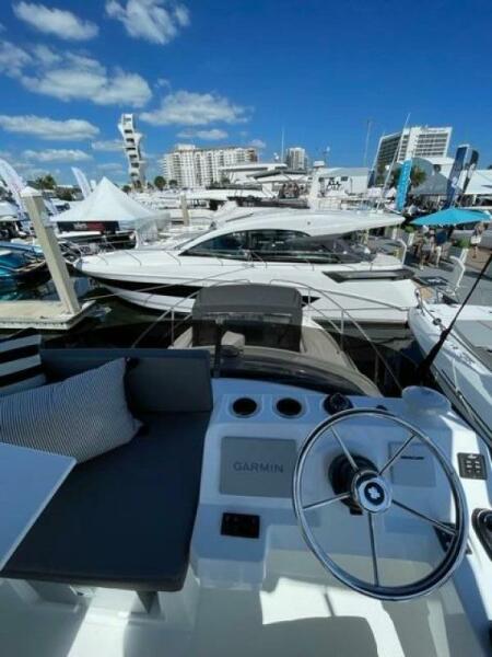 2027 Beneteau Antares 11 Fly