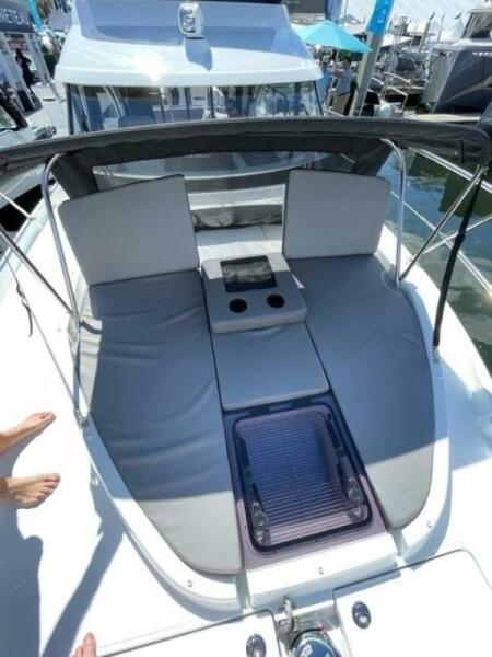 2027 Beneteau Antares 11 Fly