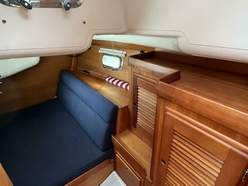 Acapella 35ft Freedom Yacht For Sale