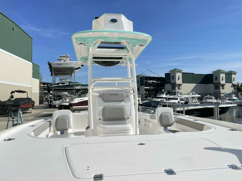 2023 Caymas 28HB